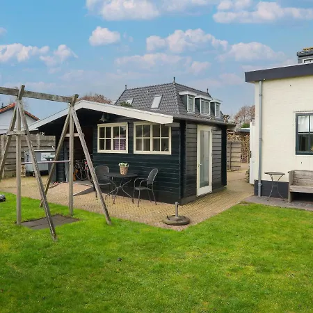 Quaint Summer Holiday Home In Egmond Binnen Exterior photo