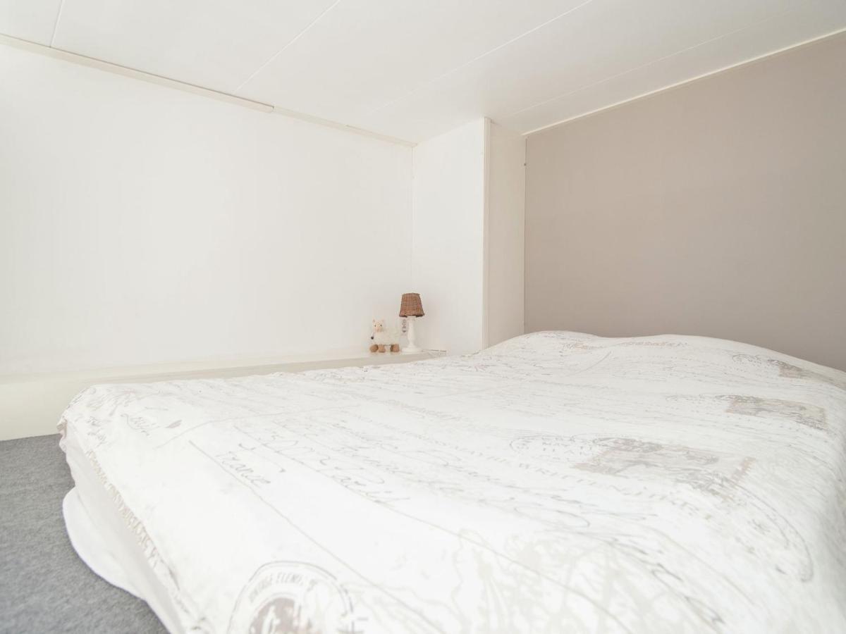 Quaint Summer In Binnen Holiday home Egmond-Binnen